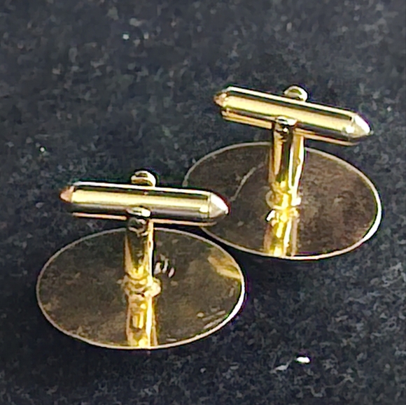 Medium Light Green Cufflinks - Picture 10 of 10